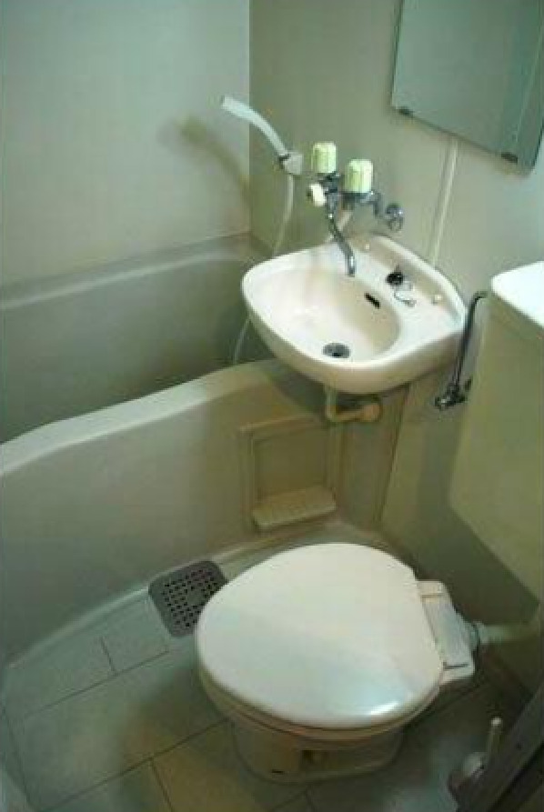 トイレ　別号室参考写真