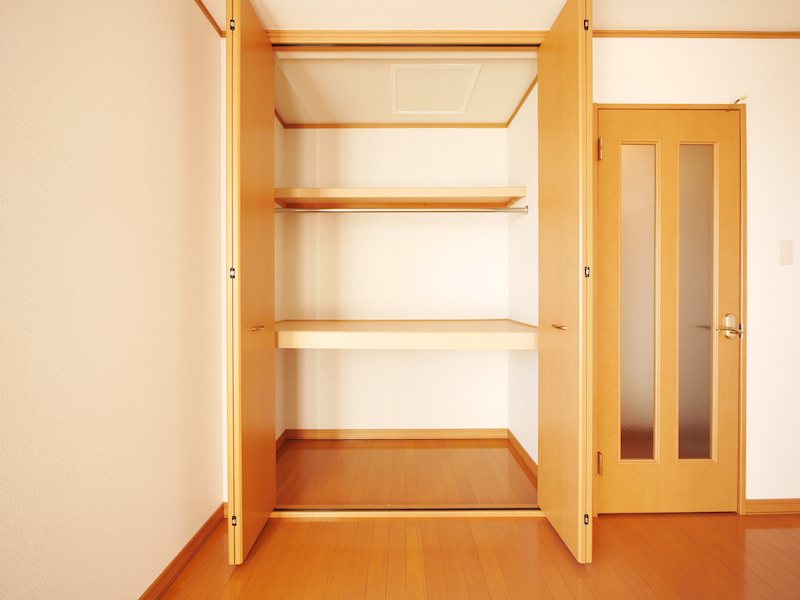収納　クローゼット（洋8帖）