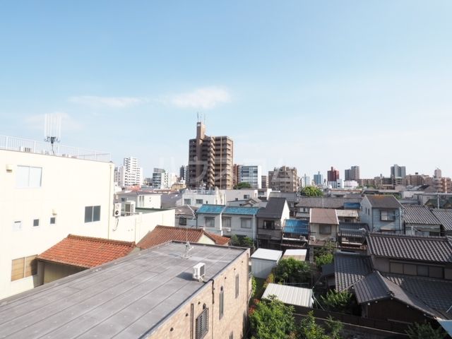 【名古屋市北区東水切町のマンションの眺望】