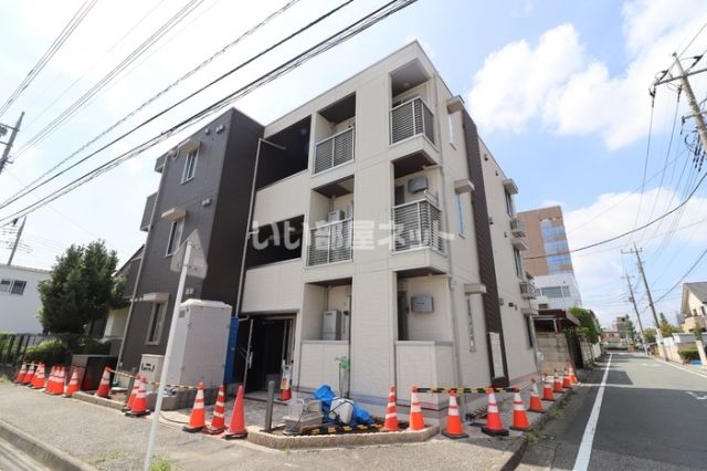 前橋市南町のアパートの建物外観