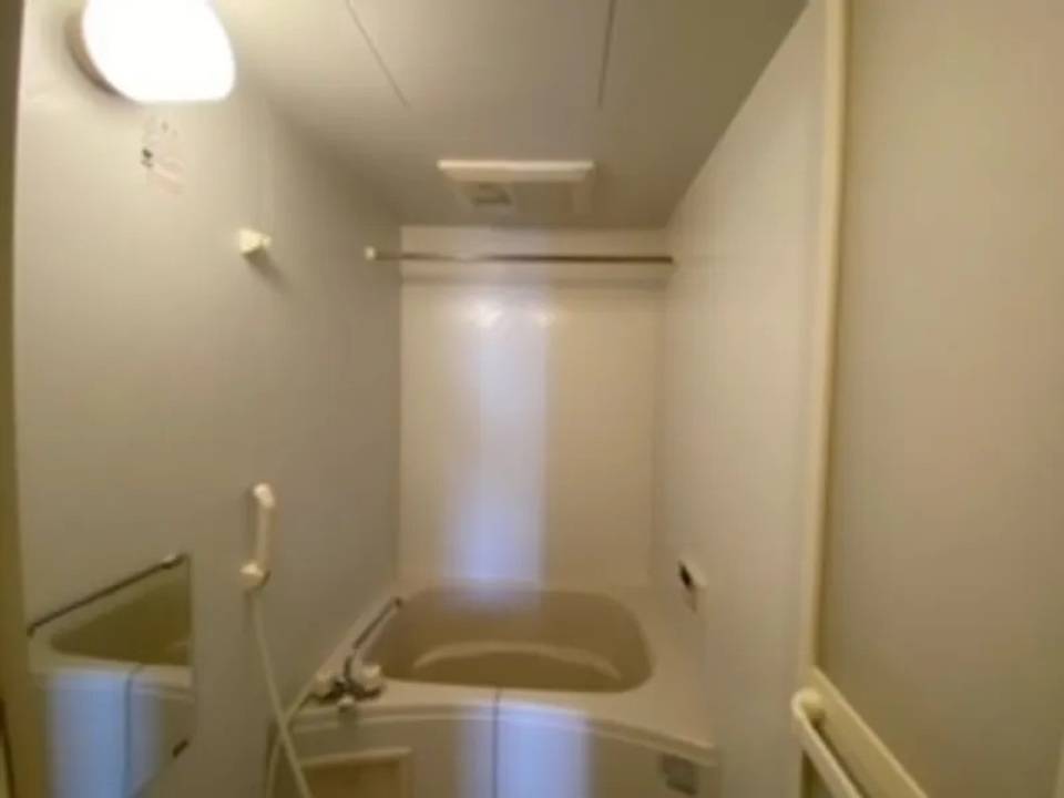 バス・シャワールーム　浴室