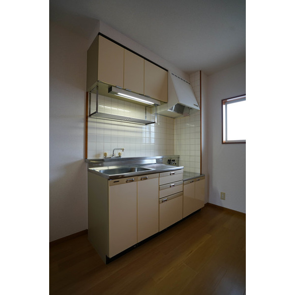 キッチン　同じ建物の別なお部屋