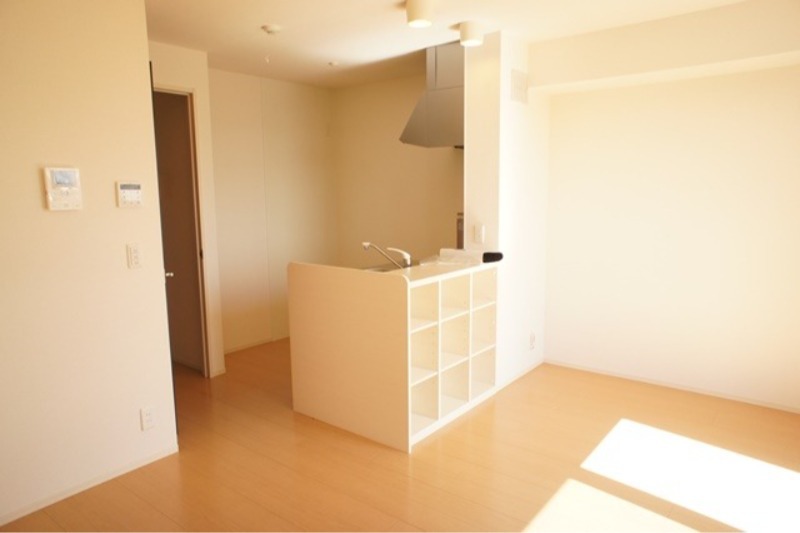 居室・リビング　図面と現状に相違がある場合には現状を優先