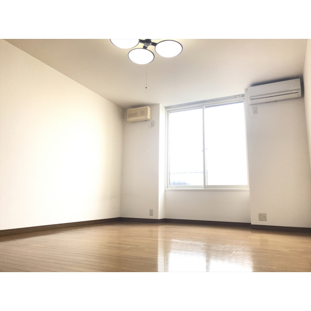 居室・リビング　洋室（10帖）の様子