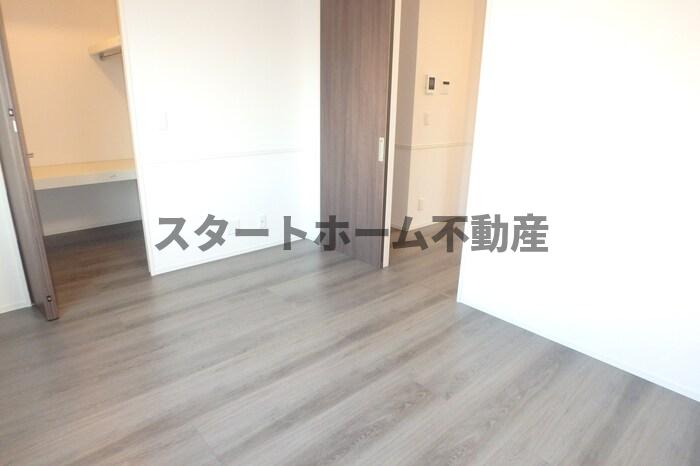 その他部屋・スペース　使い勝手のいい寝室です