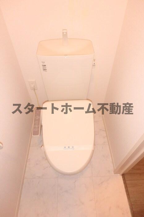 トイレ　清潔感のあるトイレです