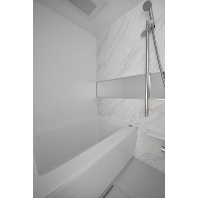 バス・シャワールーム　当社提携物件の為、どこよりも安く安心してご契約可能です。