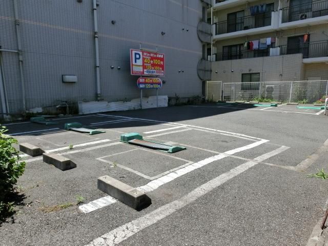 駐車場　近隣駐車場です。