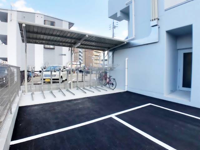 駐車場　駐輪場