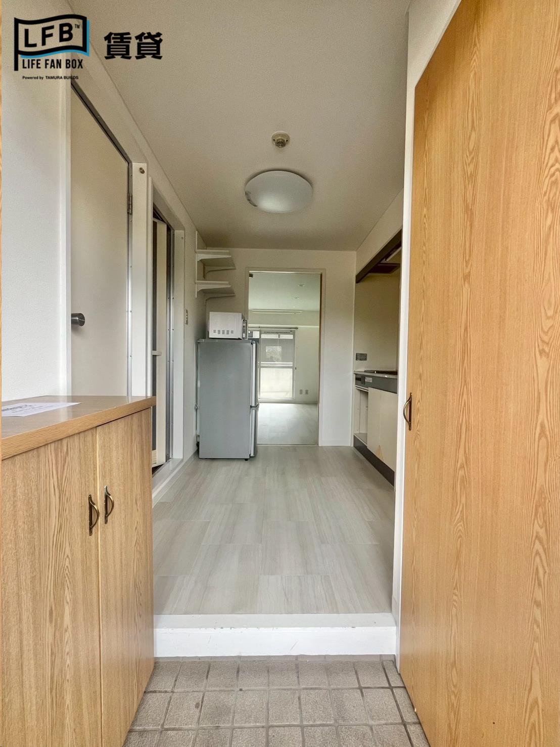 玄関　※同間取り、別部屋のお写真です。