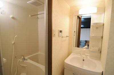 洗面設備　実際のお部屋と異なる場合は、現況優先とします。