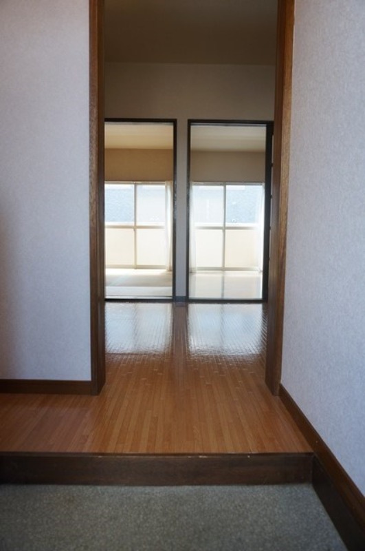 玄関　図面と現状に相違がある場合には現状を優先