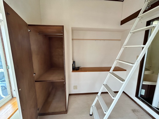 収納　清掃前です