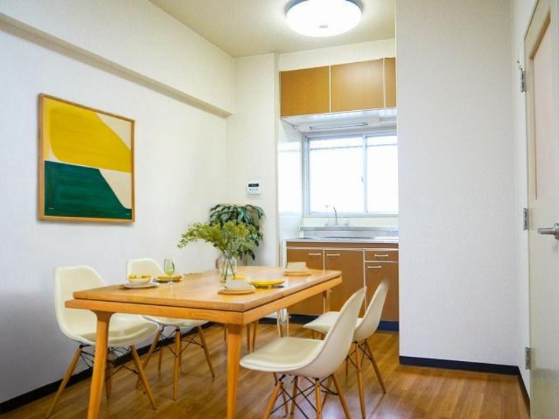 居室・リビング　CGで家具等を配置したもので家具等は含まれません