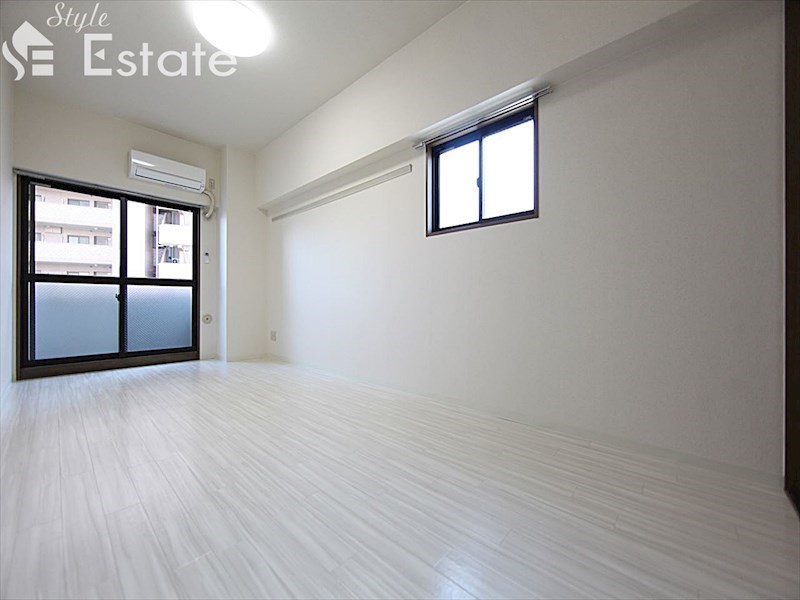 居室・リビング　内装