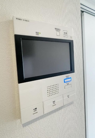 セキュリティ　☆モニター付きインターホン☆