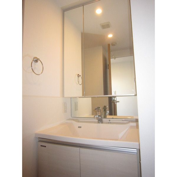 洗面設備　☆嬉しい独立洗面台☆