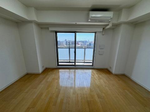 居室・リビング　寝室