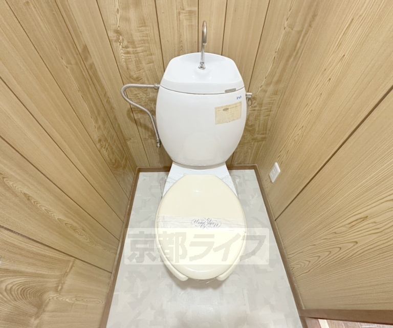 その他　前の道路です。