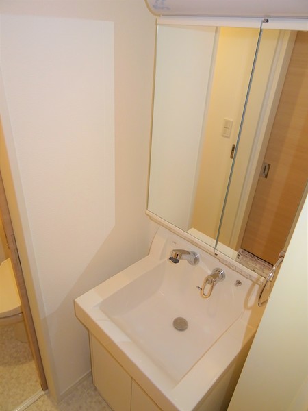 洗面設備　独立洗面台