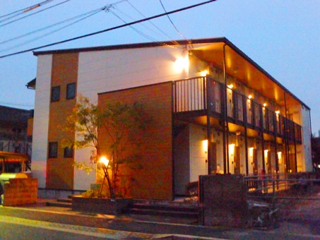 ロビー　ライトアップが綺麗