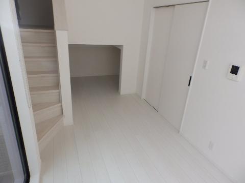 居室・リビング　室内