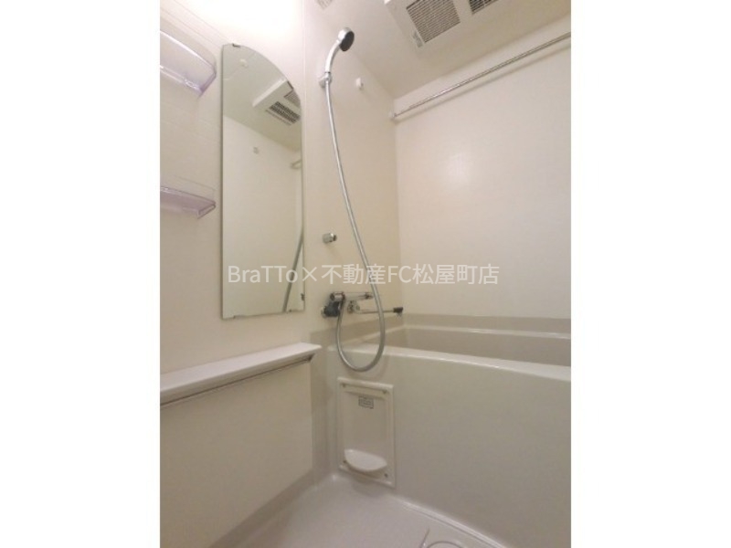 バス・シャワールーム　バス（浴室乾燥機付き）