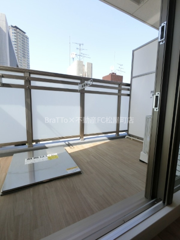 バルコニー　バルコニー