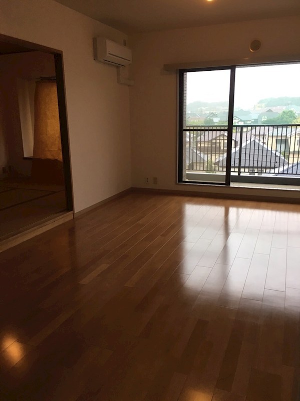 トイレ　別部屋参照