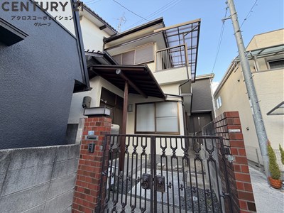 建物外観　モニター付きインターホンついてます♪