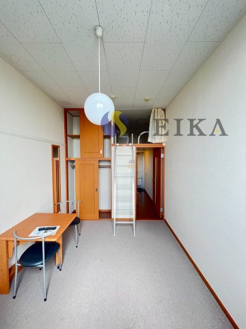 居室・リビング　同タイプのお部屋の写真です。