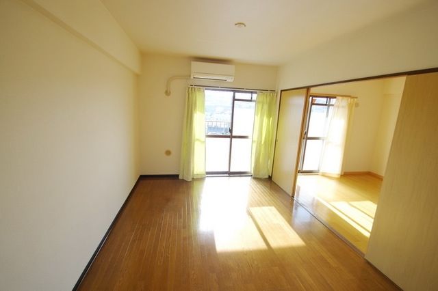 居室・リビング　★お部屋探しはタウンハウジング稲田堤店まで★