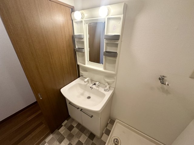 洗面設備　洗面化粧台あります☆