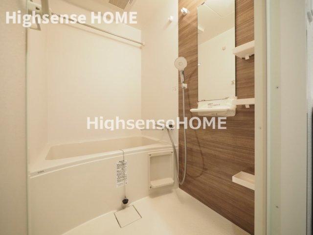 バス・シャワールーム　お風呂です