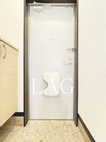 玄関　玄関になります。