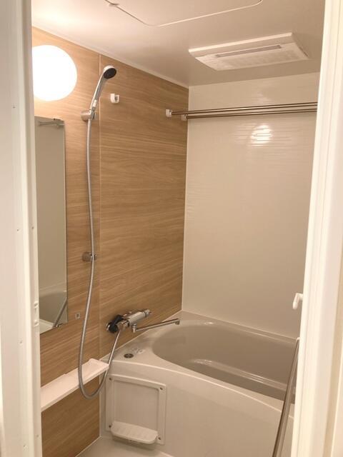 バス・シャワールーム　※写真は同タイプ住戸です。?