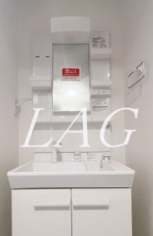 洗面設備　独立洗面台です。