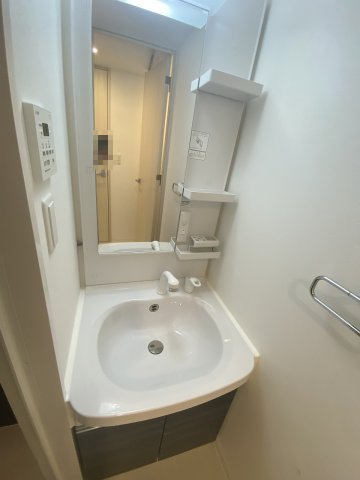 洗面設備　洗面所です