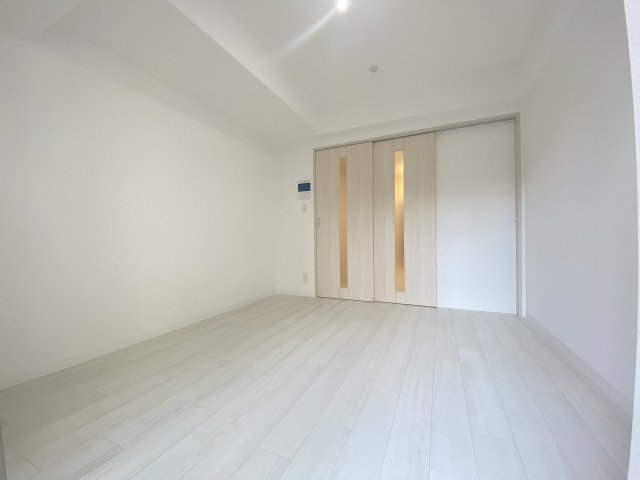 居室・リビング　こちらのリビングで趣味の時間をお楽しみください