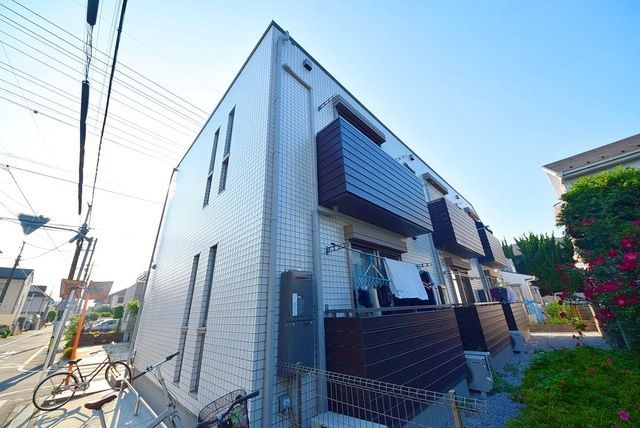 建物外観　★閑静な住宅街で住環境良好なんです★