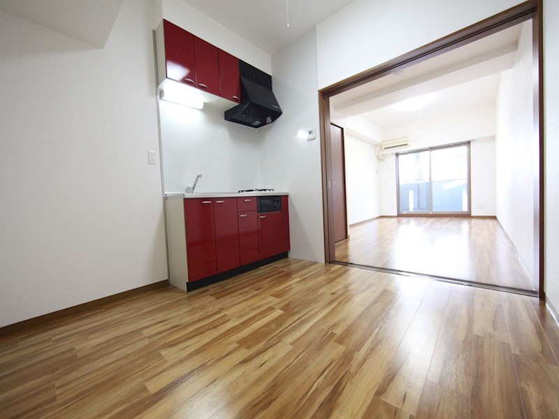 その他部屋・スペース　ＤＫ5.7帖　洋室10.3帖　つなげても仕切っても使えます