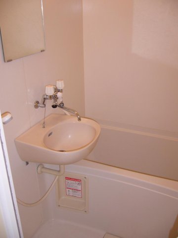 バス・シャワールーム　きれいなお風呂です