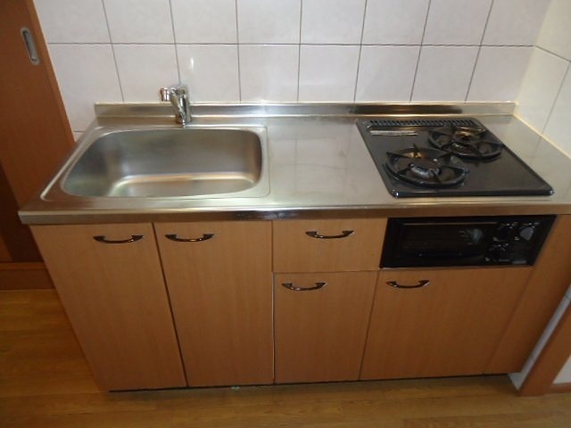 キッチン　グリル付き二口コンロのシステムキッチン♪