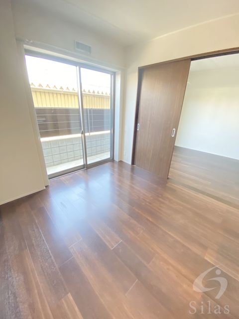 居室・リビング　同仕様