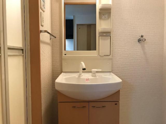 洗面設備　洗髪洗面化粧台