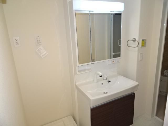 洗面設備　別部屋参考写真