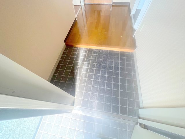 玄関　ゆったりとした玄関スペース