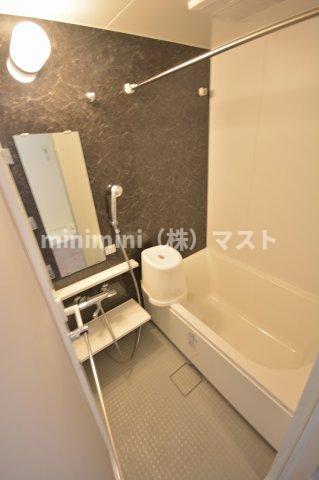 バス・シャワールーム　別部屋参考写真