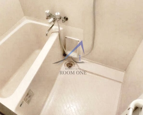 バス・シャワールーム　お風呂です。