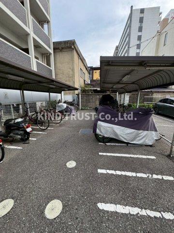 駐車場　駐車スペースもあります